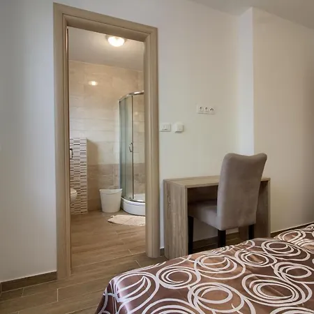 Luxury Olivia With Pool , 200m From The Willa *