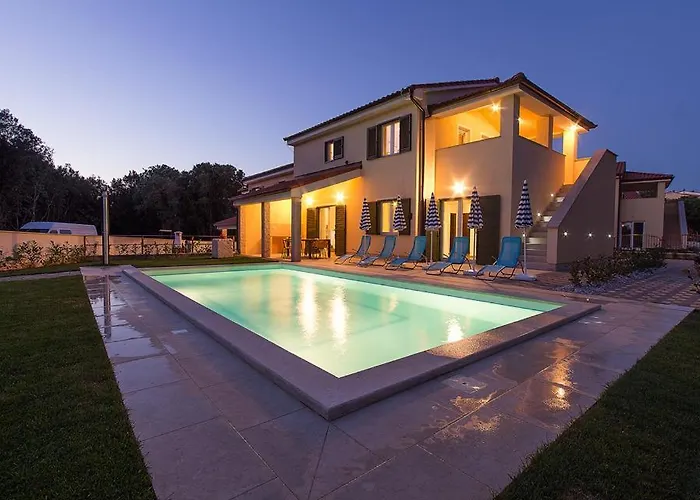 Luxury Olivia With Pool , 200m From The 빌라 반졸레