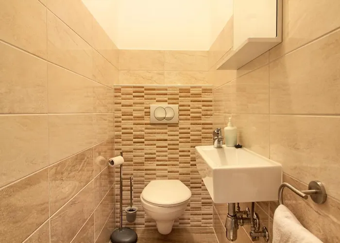 Luxury Olivia With Pool , 200m From The 반졸레